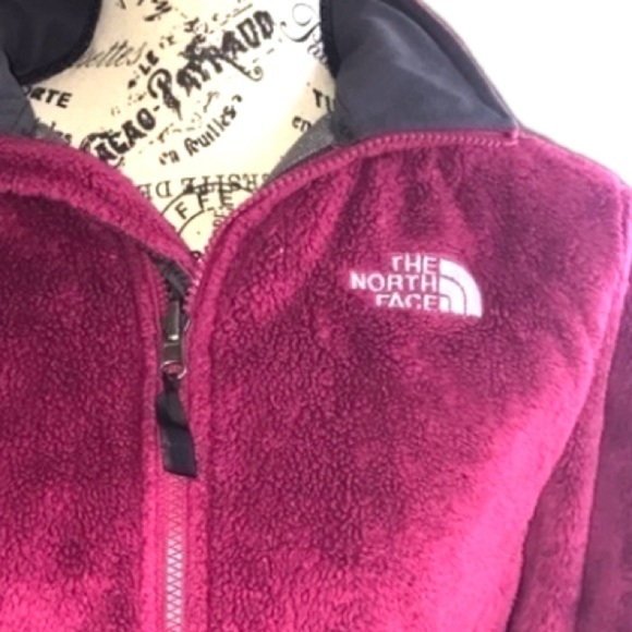 North Face Osito jacket in burgundy. Size SP GUC - Picture 7 of 7